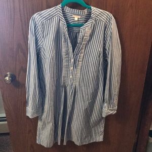 Gap blue and white dress